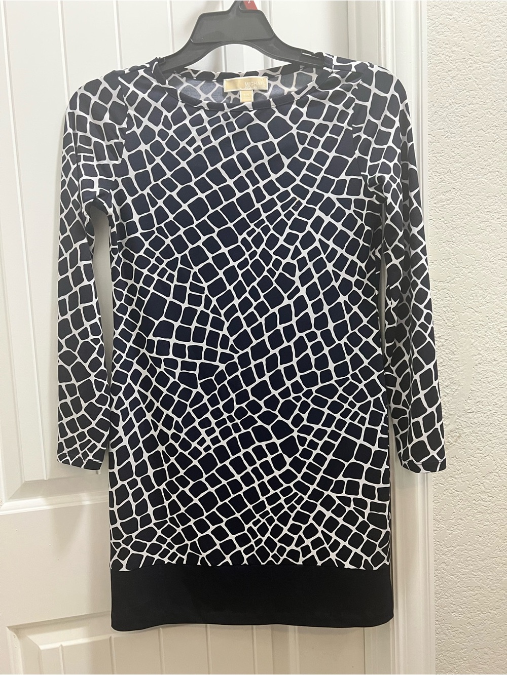 Michael Kors Black and White Long Sleeve Geometric Shift Dress